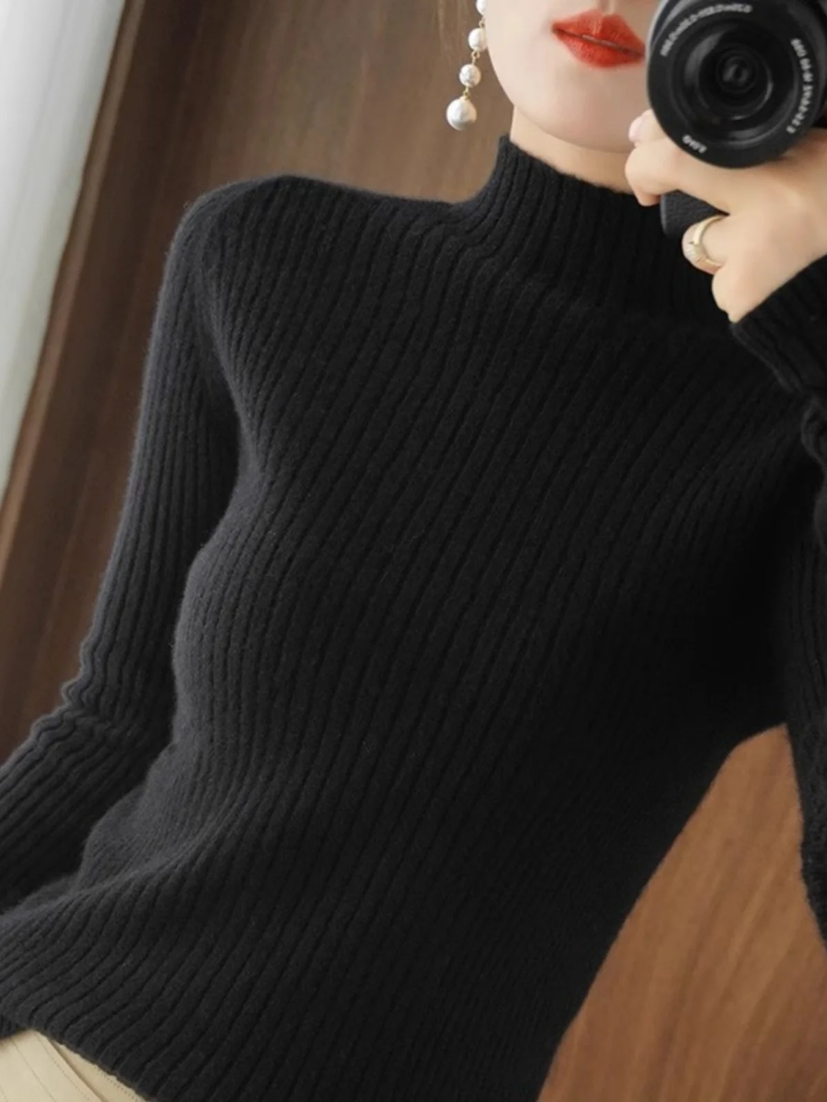 

Осенняя новинка: женский приталенный свитер из трикотажа с высоким воротником и длинными рукавами, модный базовый топ