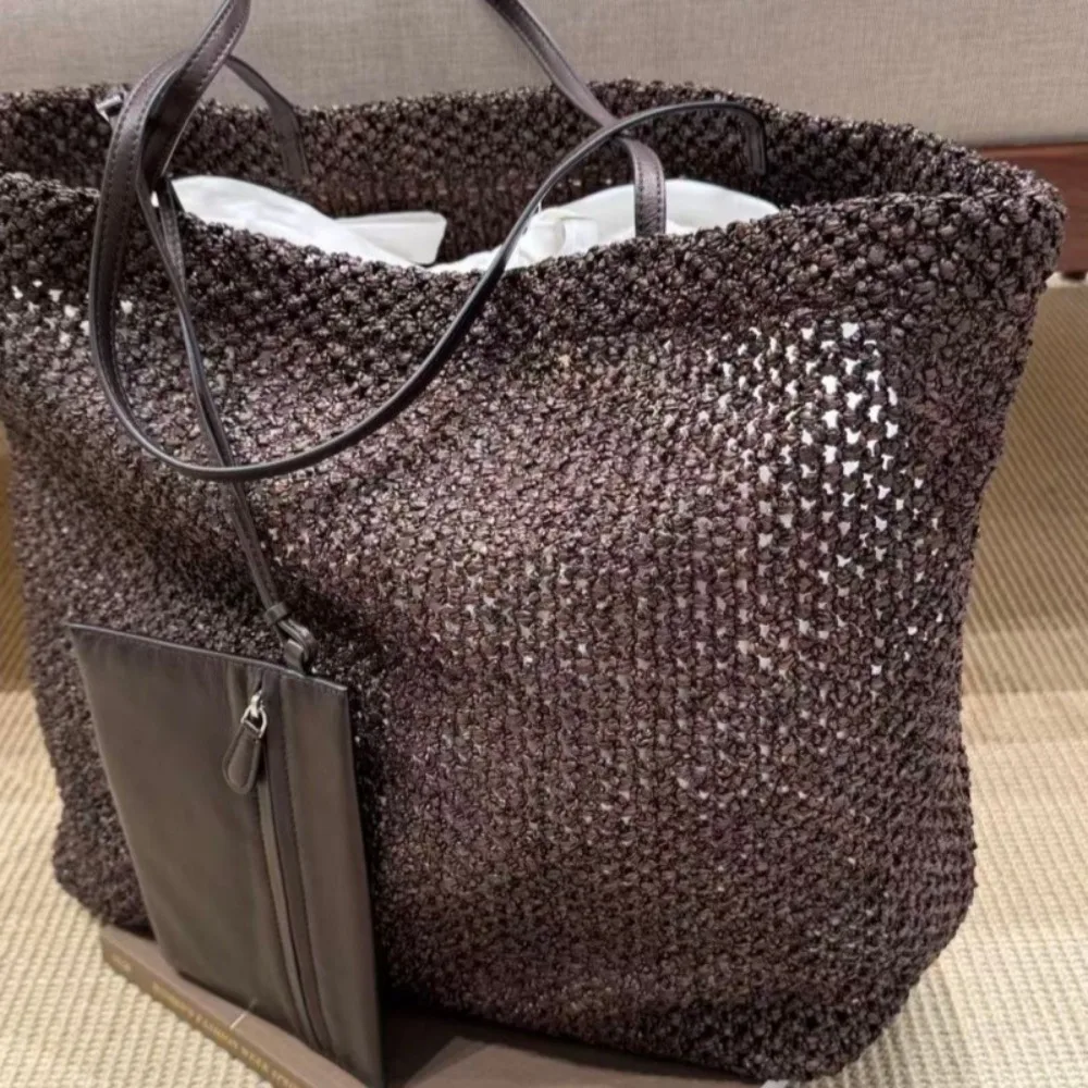 

Retro Simple Niche Design Cowhide Tote Bag Large Capacity Hollow Woven Straw Texture Unique Daily Commute Armpit Bag Fashion