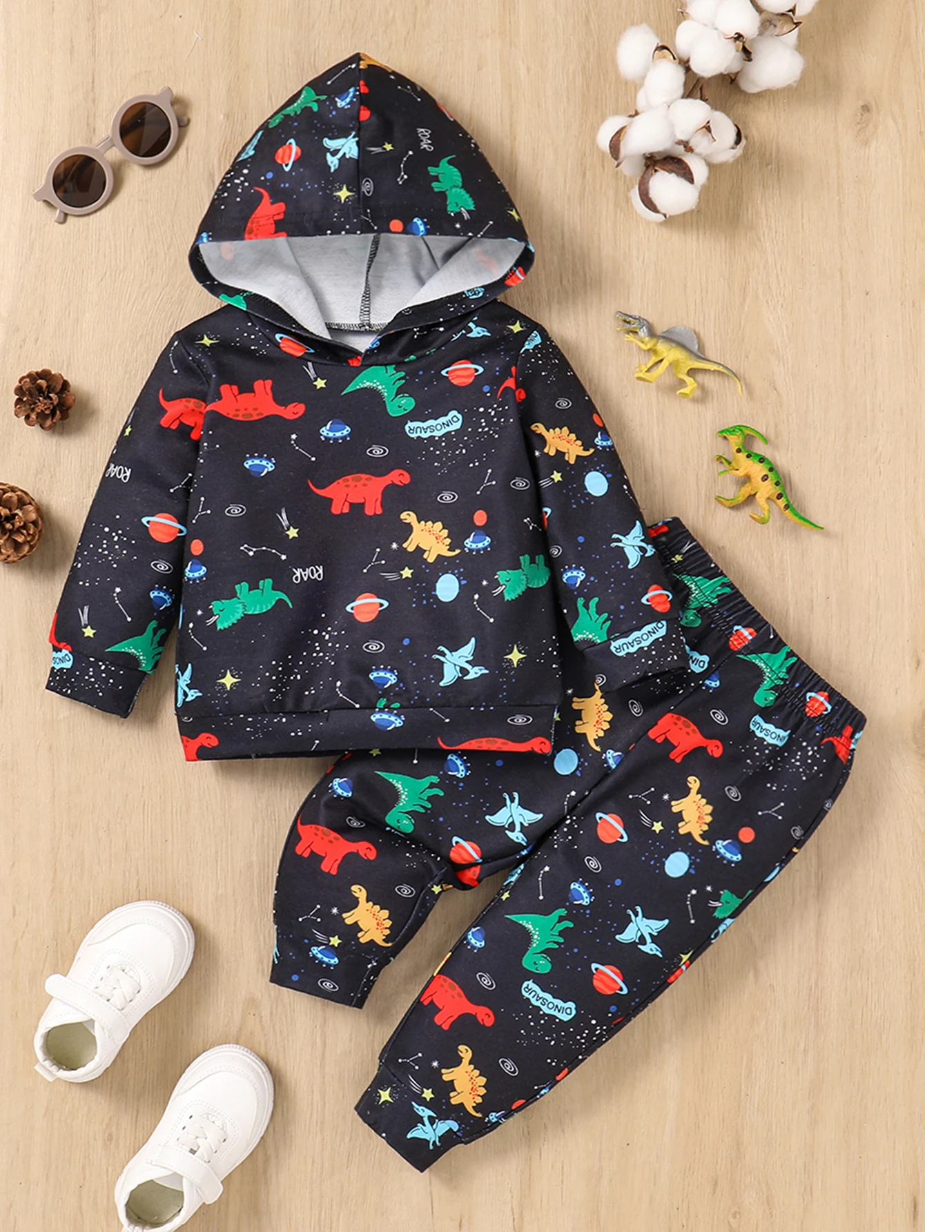 Baby Boy Fashion New Cartoon Dinosaur Letter Print Hooded Top and Trousers Two-Piece Suit Street Style