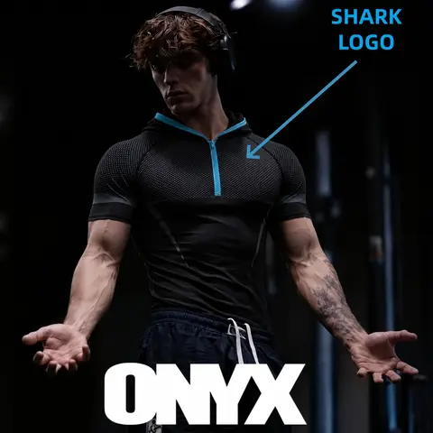 GYM ONYX V5 kapüşonlu tişört, SHARK silikon logolu fitness kıyafeti, açık hava sporları antrenman üstü, koşu fitness kapüşonlu kısa kollu tişört