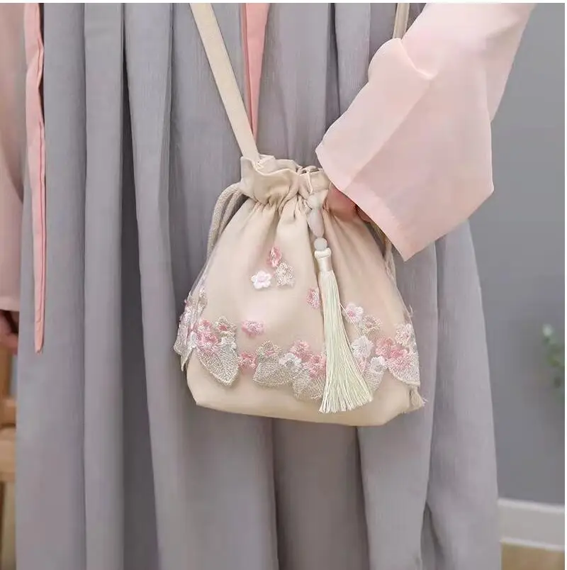 Satin Embroidered Hanfu Bag Vintage Drawstring Bags Ancient Messenger Female Shoulder Bag Artsy Women Shoulder Bag