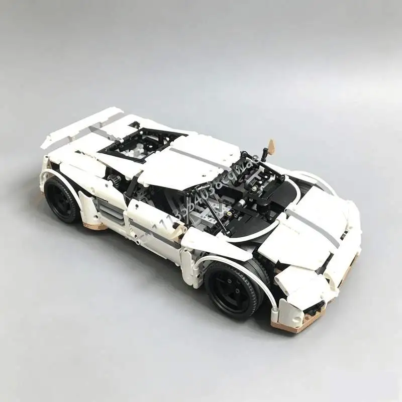 1797 PCS Predator Supercar White Model Custom Puzzle Vehicle Building Blocks DIY Assembly Creative Educational Toy Gift Display