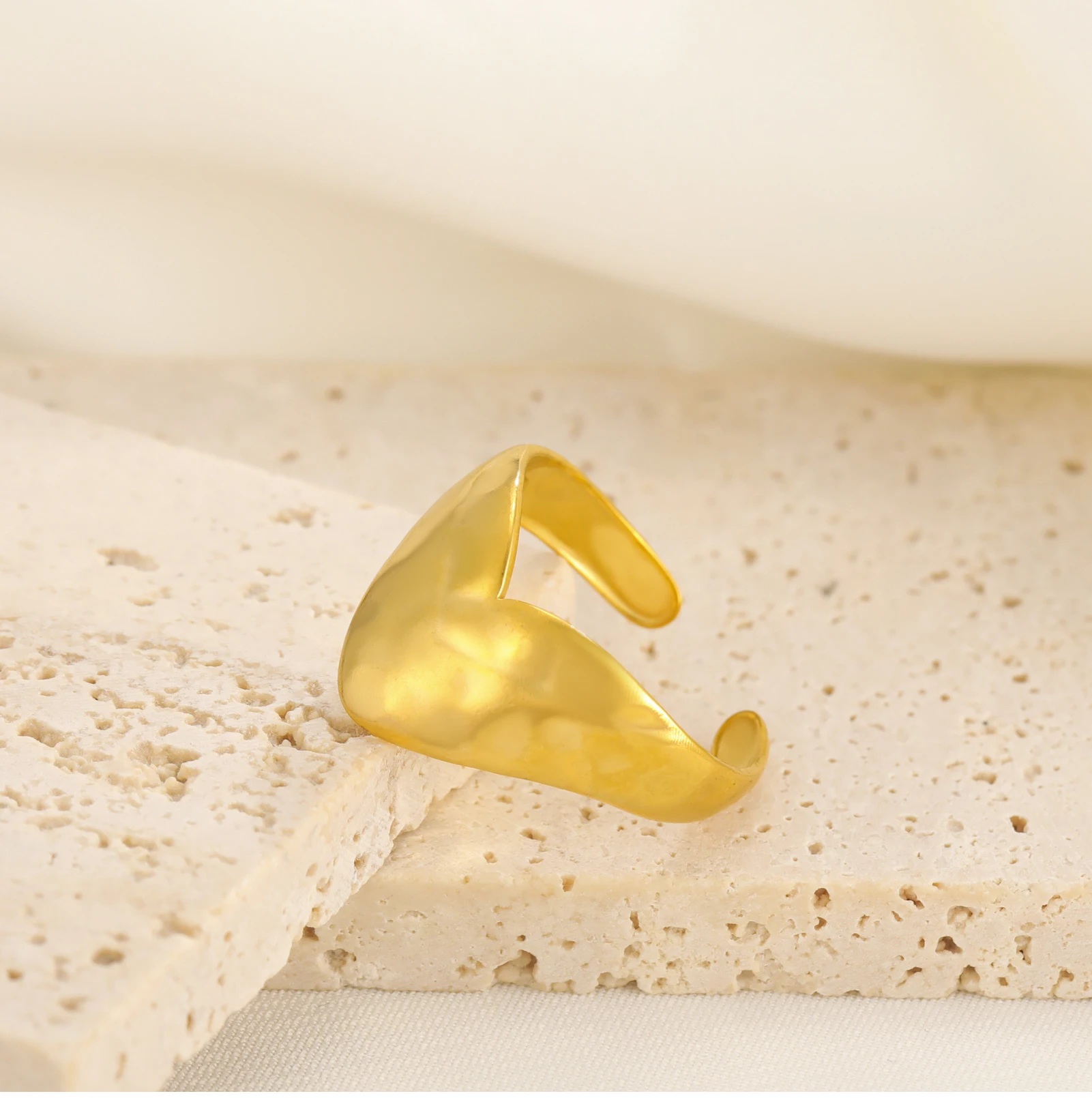 CoolTime Minimalistische Edelstahlringe für Damen, Eleganter Unregelmäßiger Trendiger Offener Ring, Anlaufbeständiger Alltags-Schmuck – Detail 8