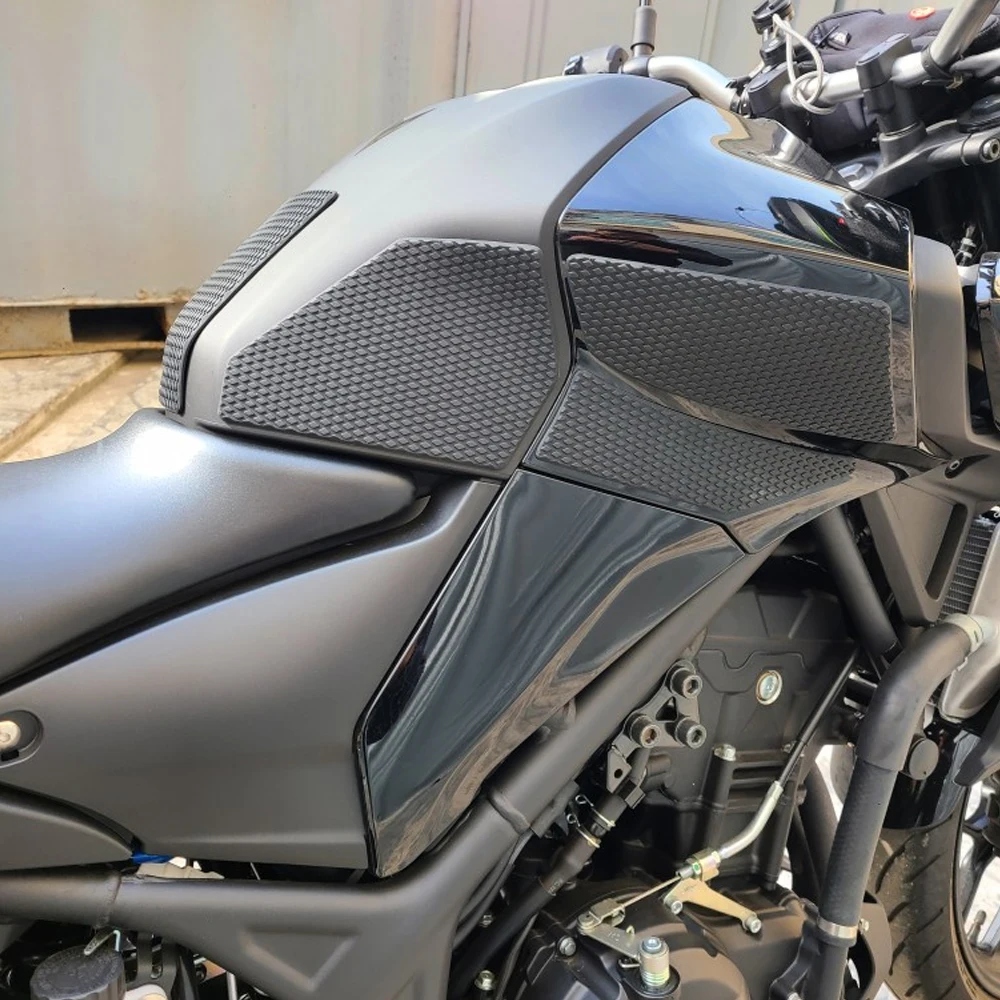 لياماها MT-03 MT03 MT-25 MT25 2020-2021 الجانب خزان الوقود وسادة واقية ملصقات قبضة الركبة وسادة تثبيت لخزان وقود دراجة نارية