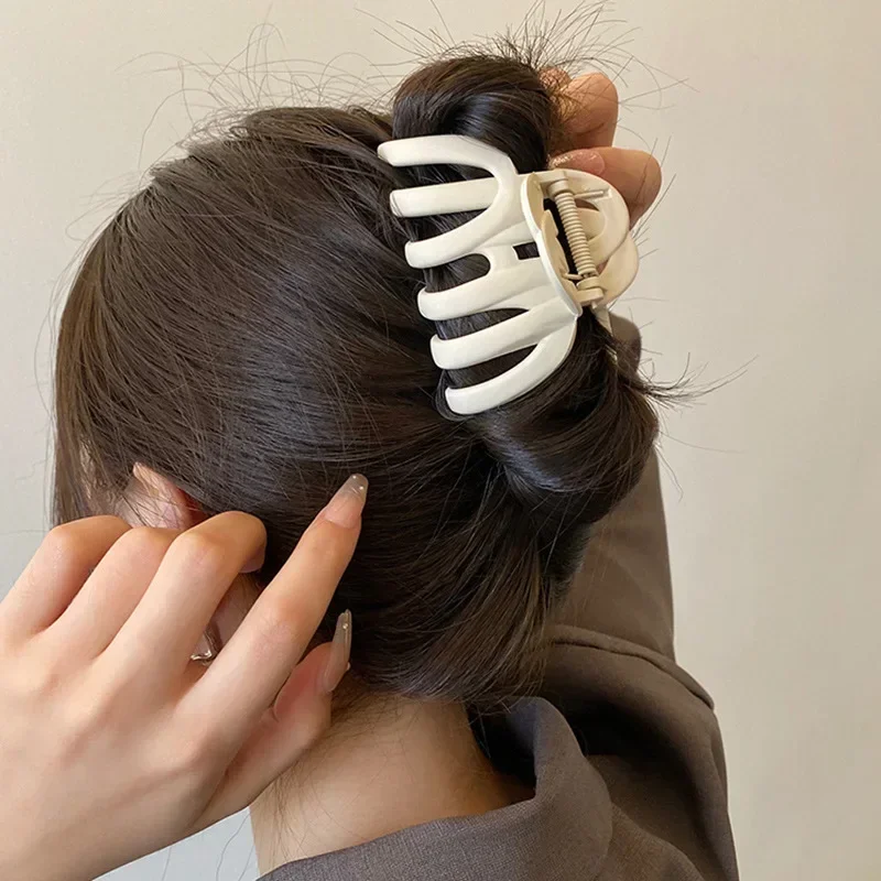 Large Hair Crab Clip Vintage Pumpkin Clip Korean Frosted Simple Hair Claw Clamp Hairpin Women Girls Hair Accessories Solid Color