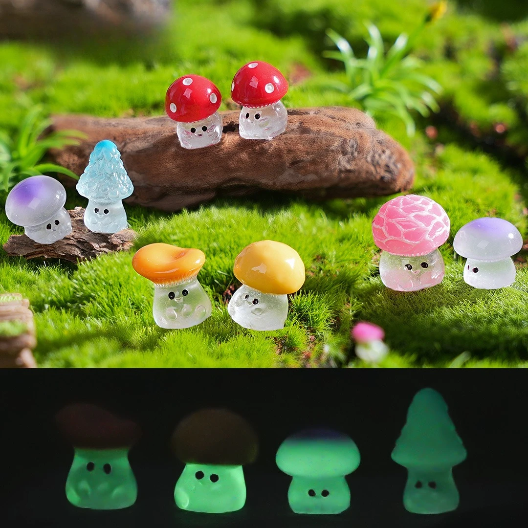 

30pcs Miniature Mushrooms Elf Glow At Night Fairy Garden Decoration Mushroom Resin Figurines DIY Home Decor Table Accessories
