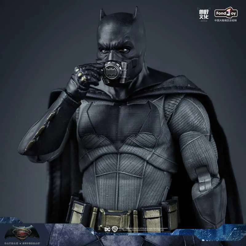 Genuine 1/9 Fondjoy The Batman Figure Dc Justice League Figure Detective Comics New Batman Pvc Model Decoration Kids Xmas Gift