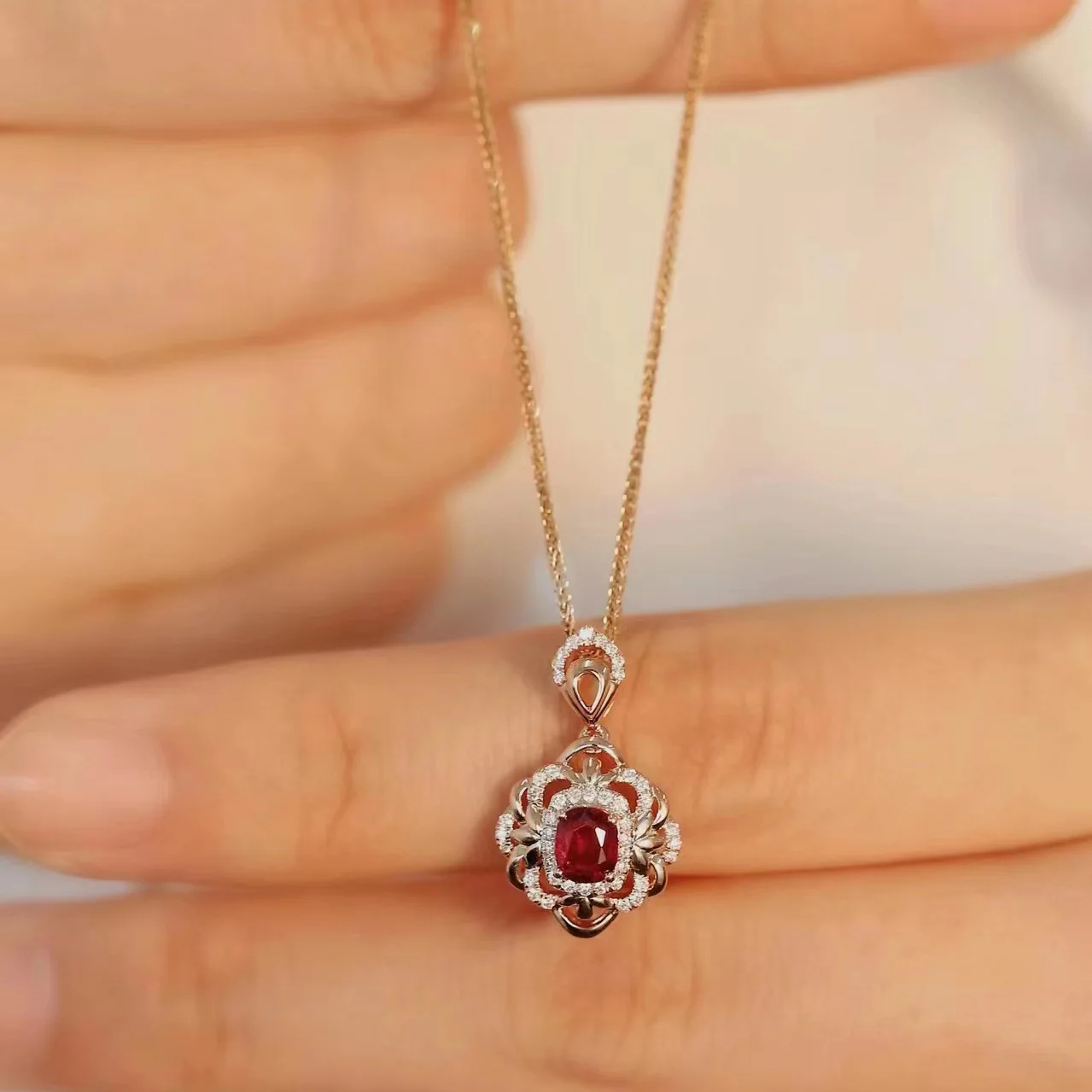 2023 New S925 Silver Lab Ruby Pendant Necklace for Women Gorgeous Delicate Chain Neck Accessories Wedding Statement Jewelry Gift