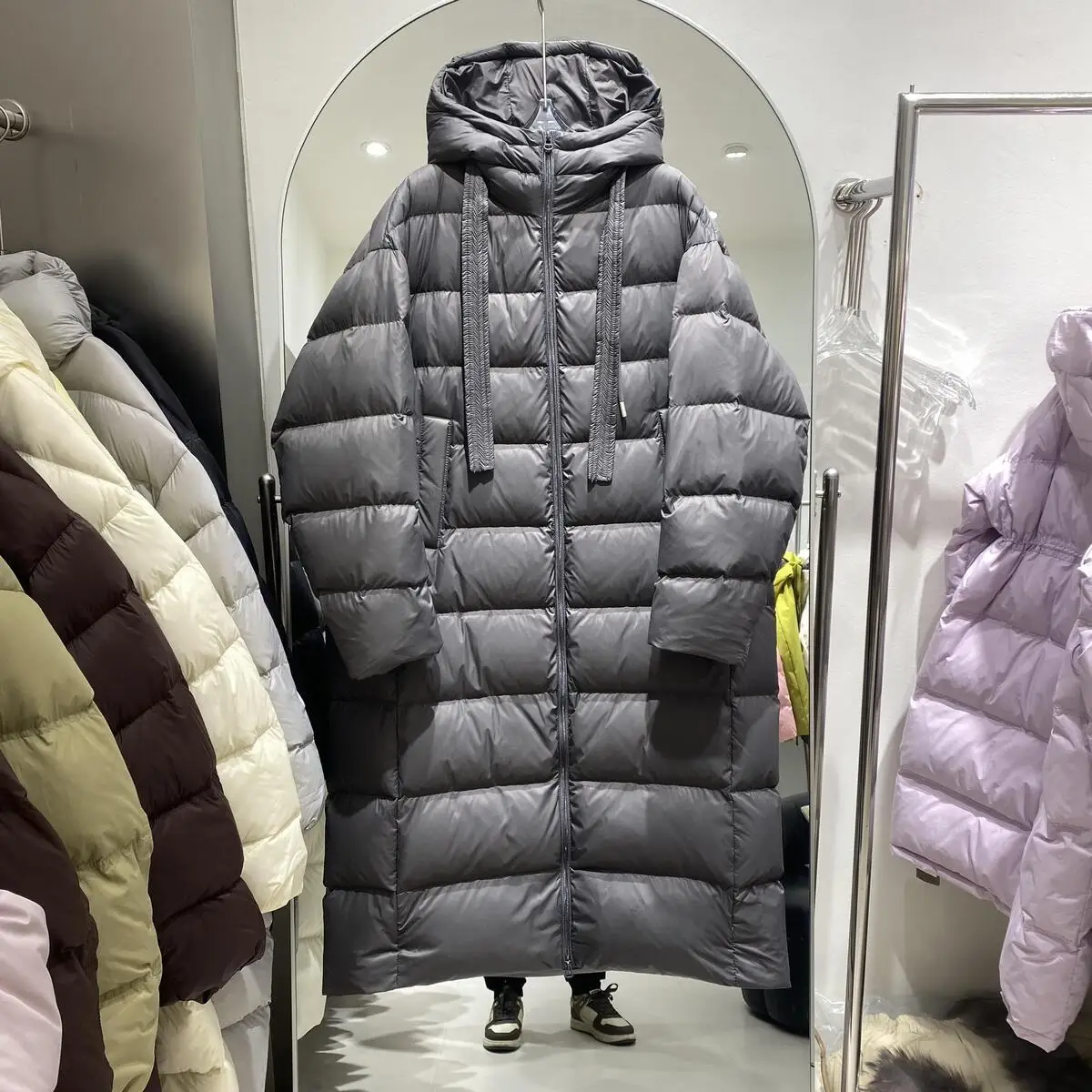 Winter New Women's Down Jacket Hooded Loose Commuting Straight Tube Parkas