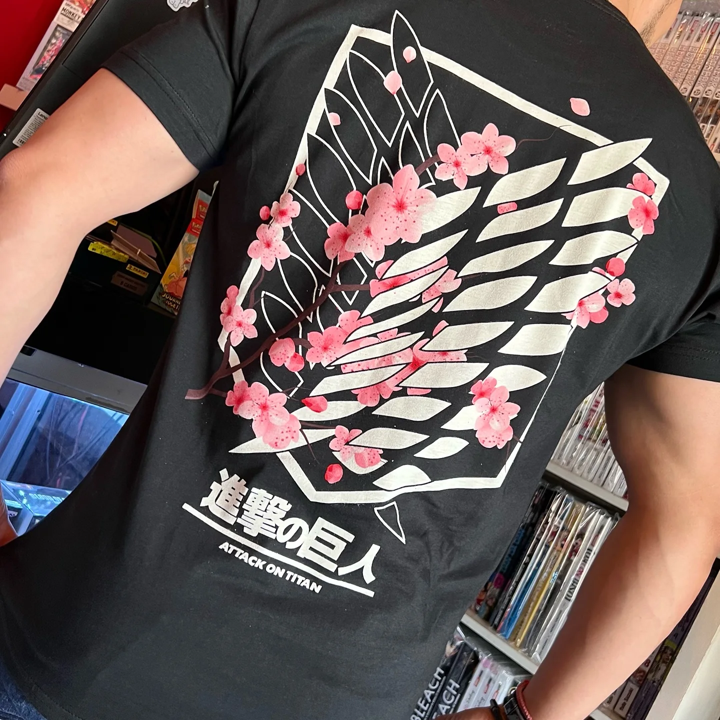 

Attack on Titan Cherry Blossom Wings graphic t shirts Japanese Anime Manga Lovers Shirts couples gym tops oversized t shirt
