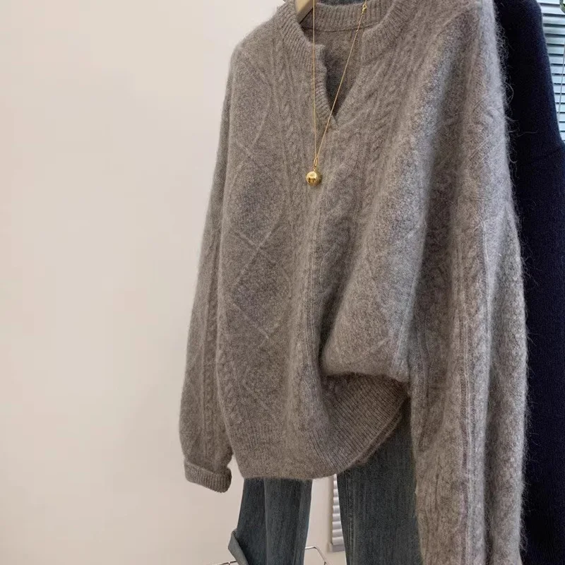 

Women's V-neck Faux Fur Sweater with Cable Knitting Design, Thickened Autumn/Winter Casual Innerwear Pullover