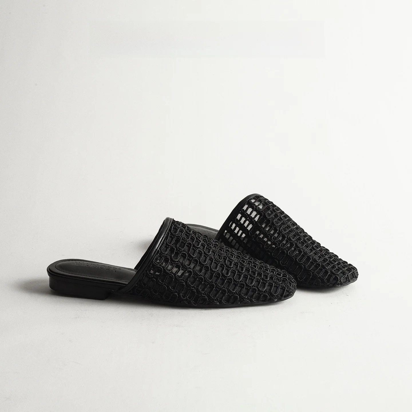 retro-mesh-hollow-headed-semi-slippers-women-summer-outdoor-flat-mules-breathable-slip-on-lazy-shoes-french-style-hollow-out
