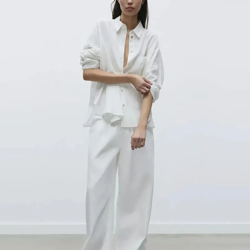 قميص كتان فضفاض بأكمام طويلة للنساء بياقة مقلوبة، موديل ربيع 2025 الجديد من زاداتا، أسلوب عملي بلون واحد