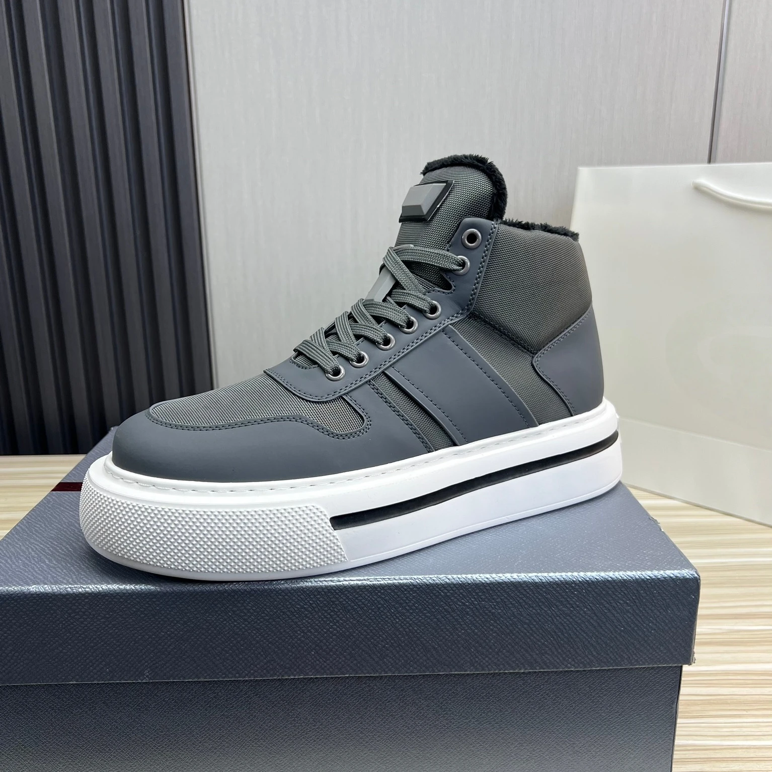 Holiday Gifts Luxury Brand Casual Sneakers Handmade Autumn Winter Men's Shoes Top Grain Leather Sport Shoes Hiking Ankle Boots