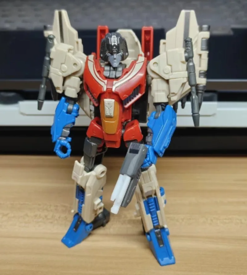 

В наличии Трансформированные игрушки Deluxe Class Starscream Фигурка Робот Игрушка Коллекционные предметы Подарок Хуби