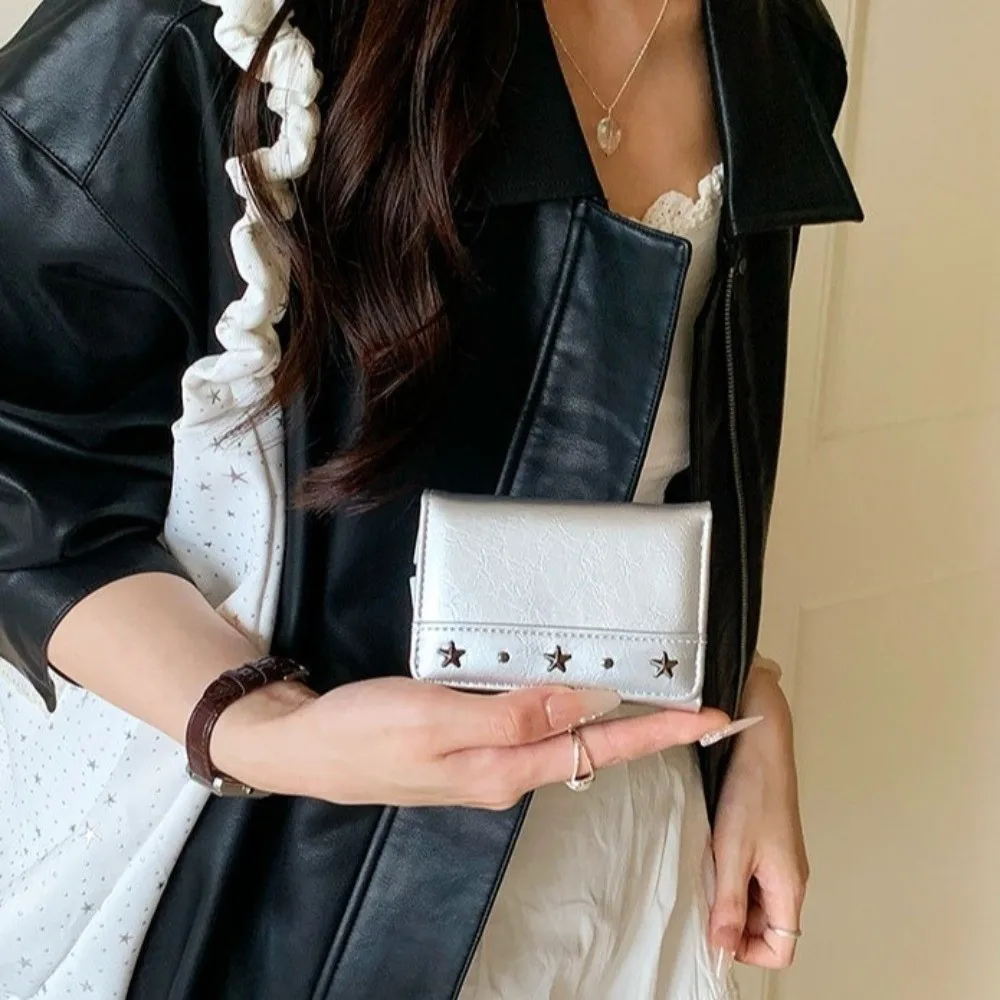 Vintage Style PU Star Rivet Trifold Wallet Ultra Thin Multiple Slots Coin Pocket Solid Color Compact Size Card Holder Travel