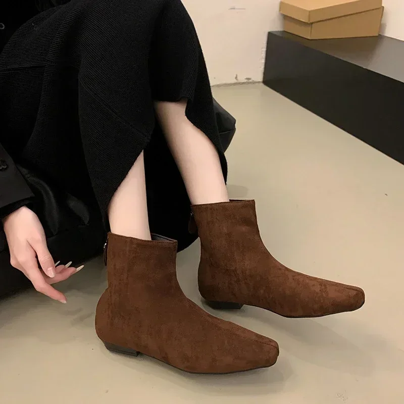 Botas de tornozelo de leopardo camurça quente sapatos femininos marca de inverno dedo do pé quadrado casual chelsea tendência botas de neve de salto baixo mujer zapatos