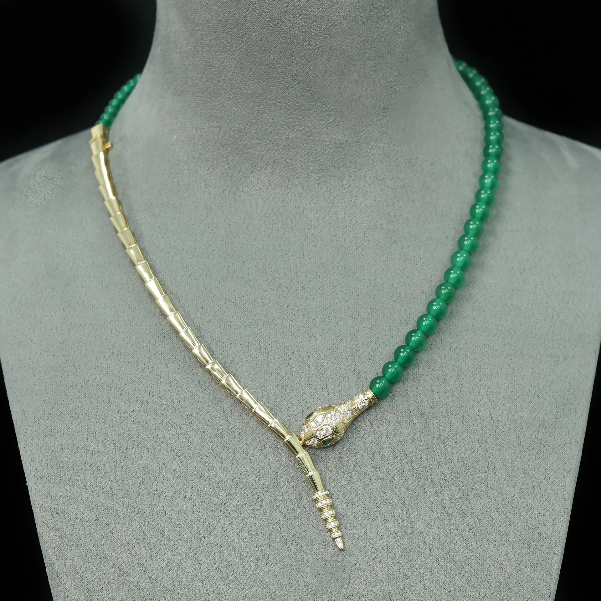 Elegant 925 Sterling Silver High Carbon Diamond Green Jade Natural Chalcedony Snake Head Shaped Necklaces Luxury Fine Jewelry