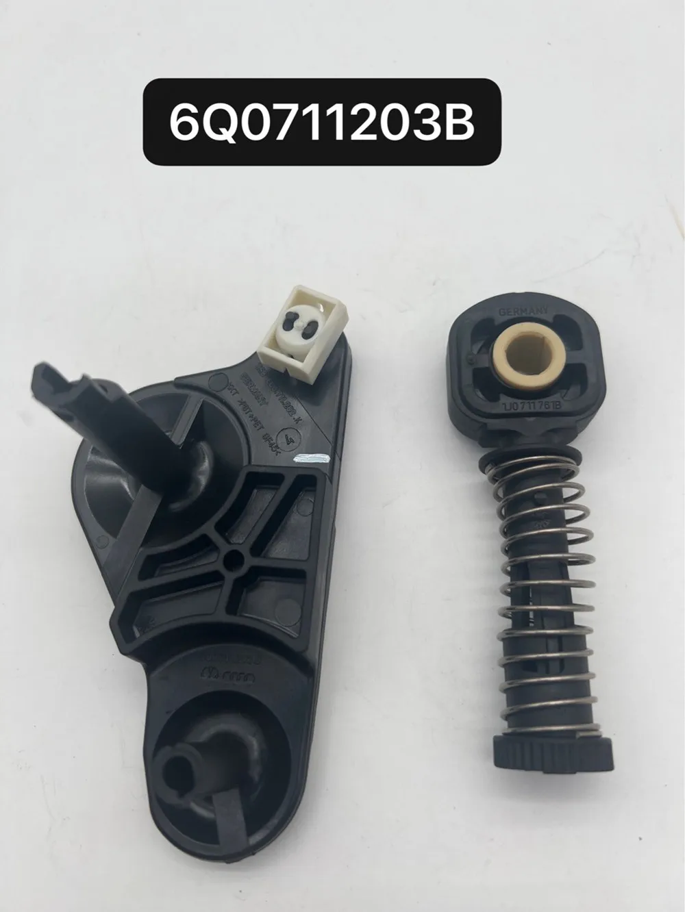 1Set ( Part Number: 5QD 711 203 B / 6Q0 711 203 B )Gear Selector Shaft Cable End Catch 1J0711761B For VW Audi Jetta Golf Beetle