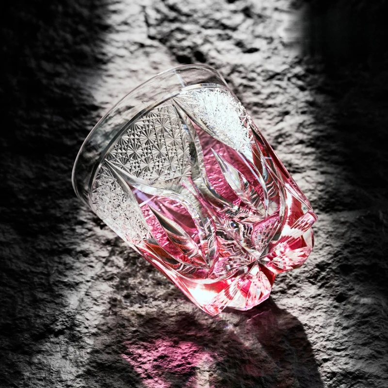 High-end Pink Crystal Edo Kiriko Whiskey Cup Hand Engrave Flame Liquor Wine Drinking Glass Brandy Snifter Top Present Wineglass
