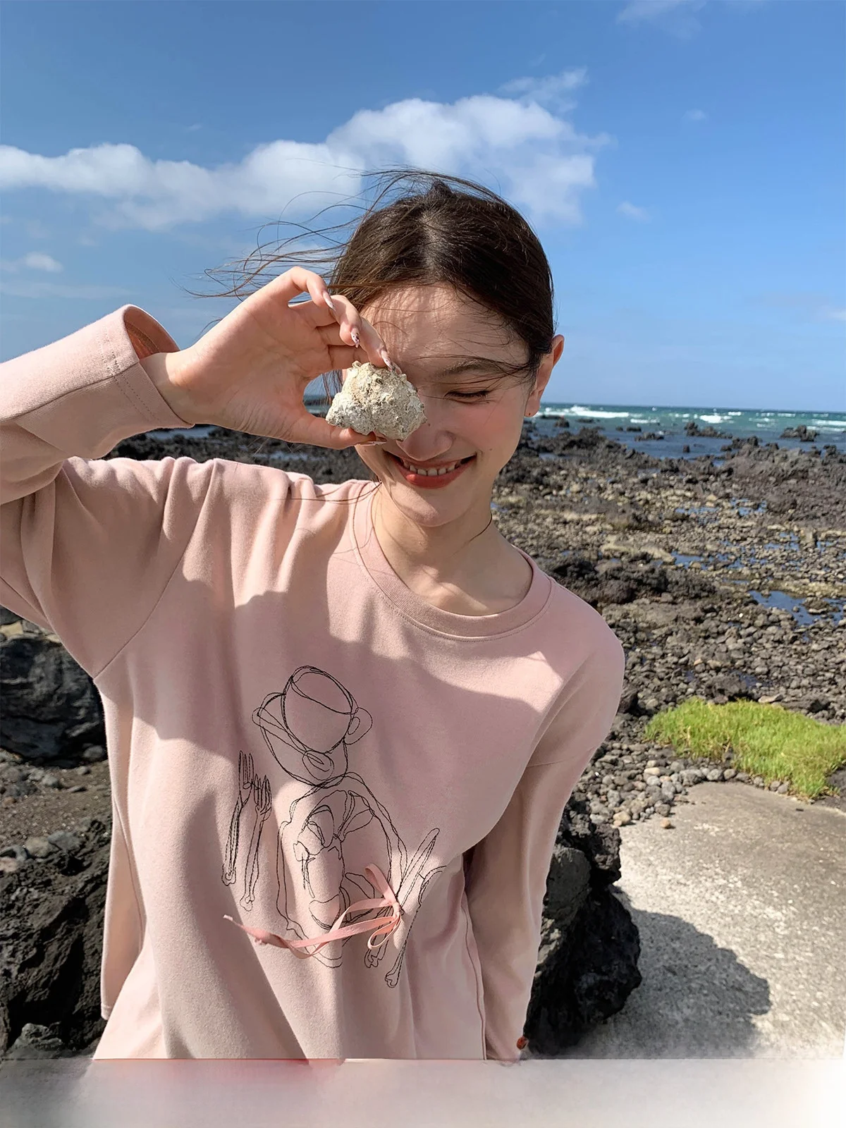 

Женская футболка с длинным рукавом и вышивкой, повседневная, свободного кроя, с круглым вырезом, весенняя новинка, удобная, дышащая, хлопковая.