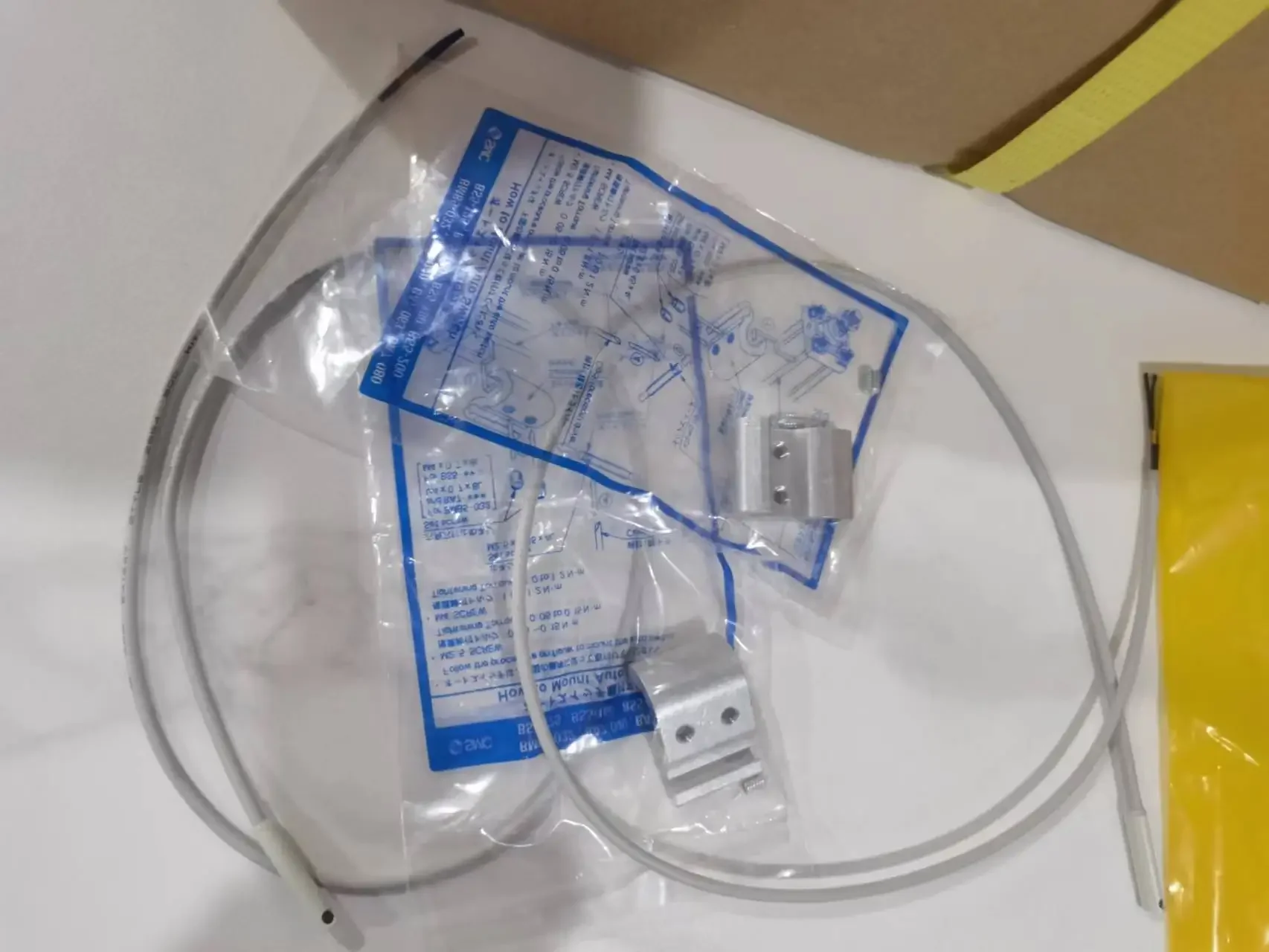 Pembersih Noda MDBB100-200Z