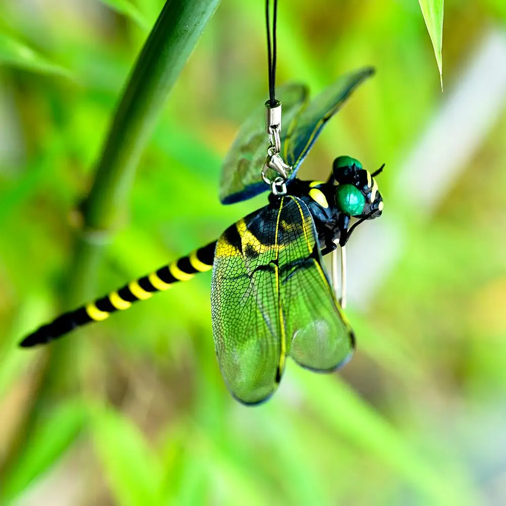 Simulación de libélula repelente de mosquitos para exteriores, modelo de insecto, adornos colgantes para jardín, 12CM
