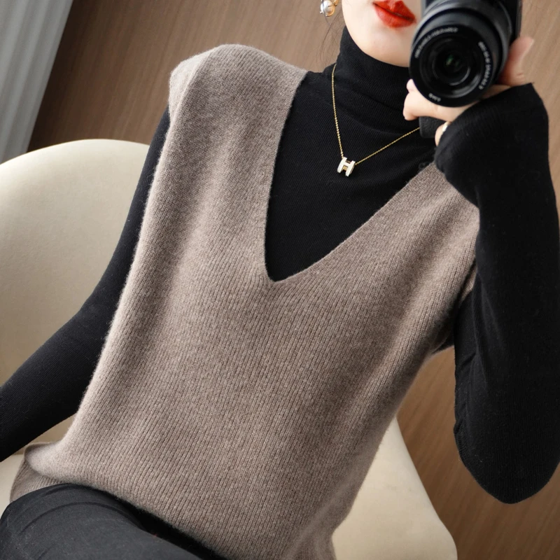 Autumn Winter Fashion Vest Ladies Knitted Cashmere Sweater Women Sleeveless V-Neck Pullover Korean Female Vest Loose Soft Tops