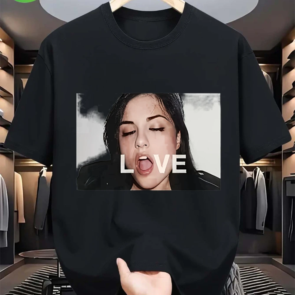 Camiseta Gráfica Sasha Grey Love para Hombre con Letras, Corte Holgado, Cuello Redondo, Cómoda para Uso Diario y Formal en Todas las Estaciones