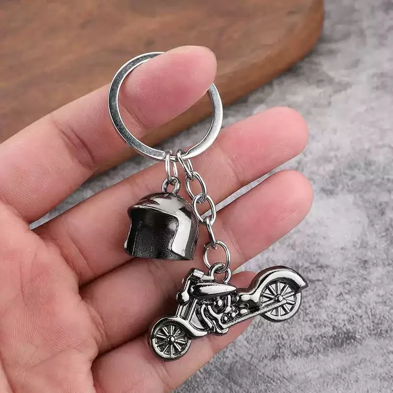 Motorcycle Helmet Keychain Metal Racing Moto Key Chain Motocross Keyring Bags Pendant Creative Keys Accessories