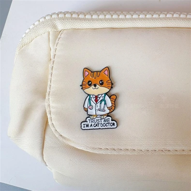 Cartoon Animal Doctor Enamel Lapel Pins, Funny 