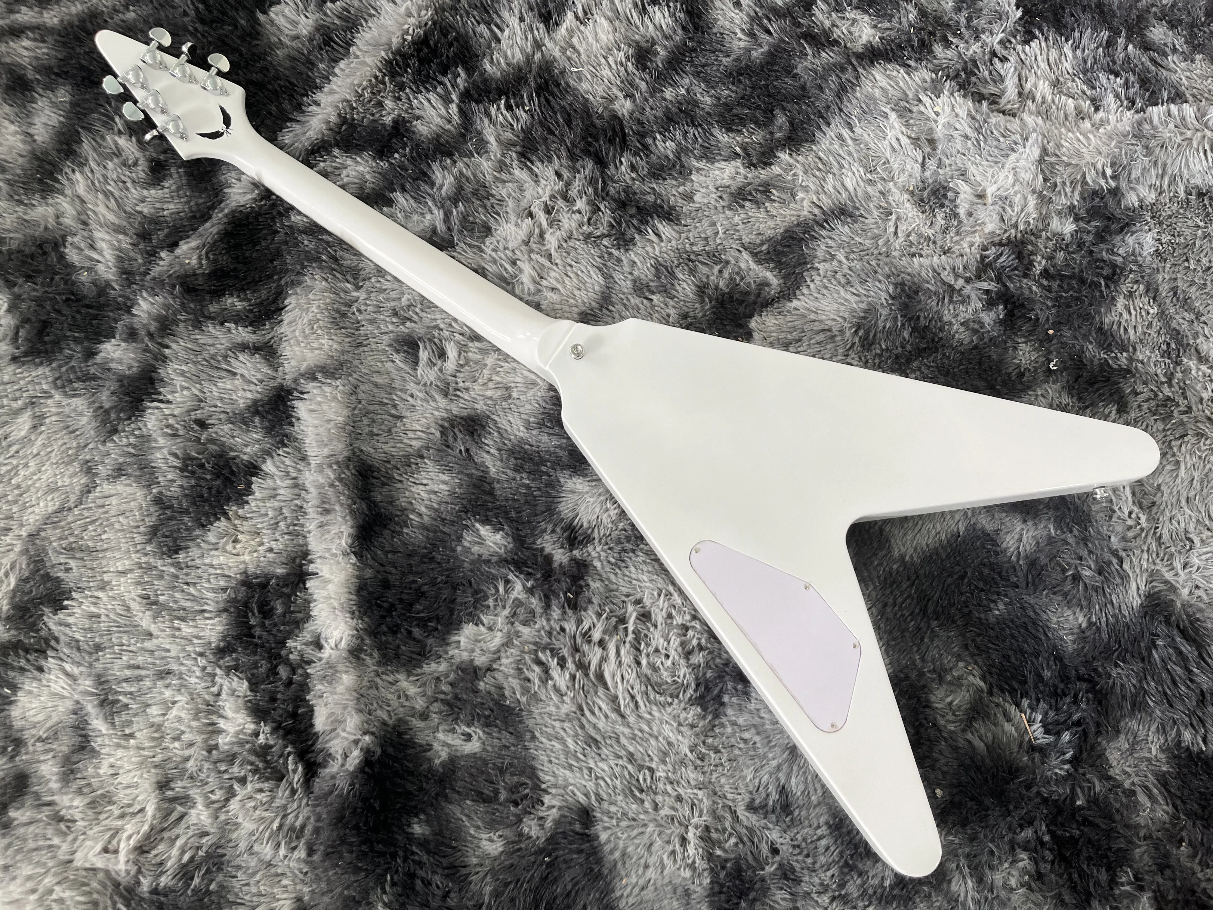 Chinese OEM Electric Guitar White Color Flying V Style Chrome Hardware