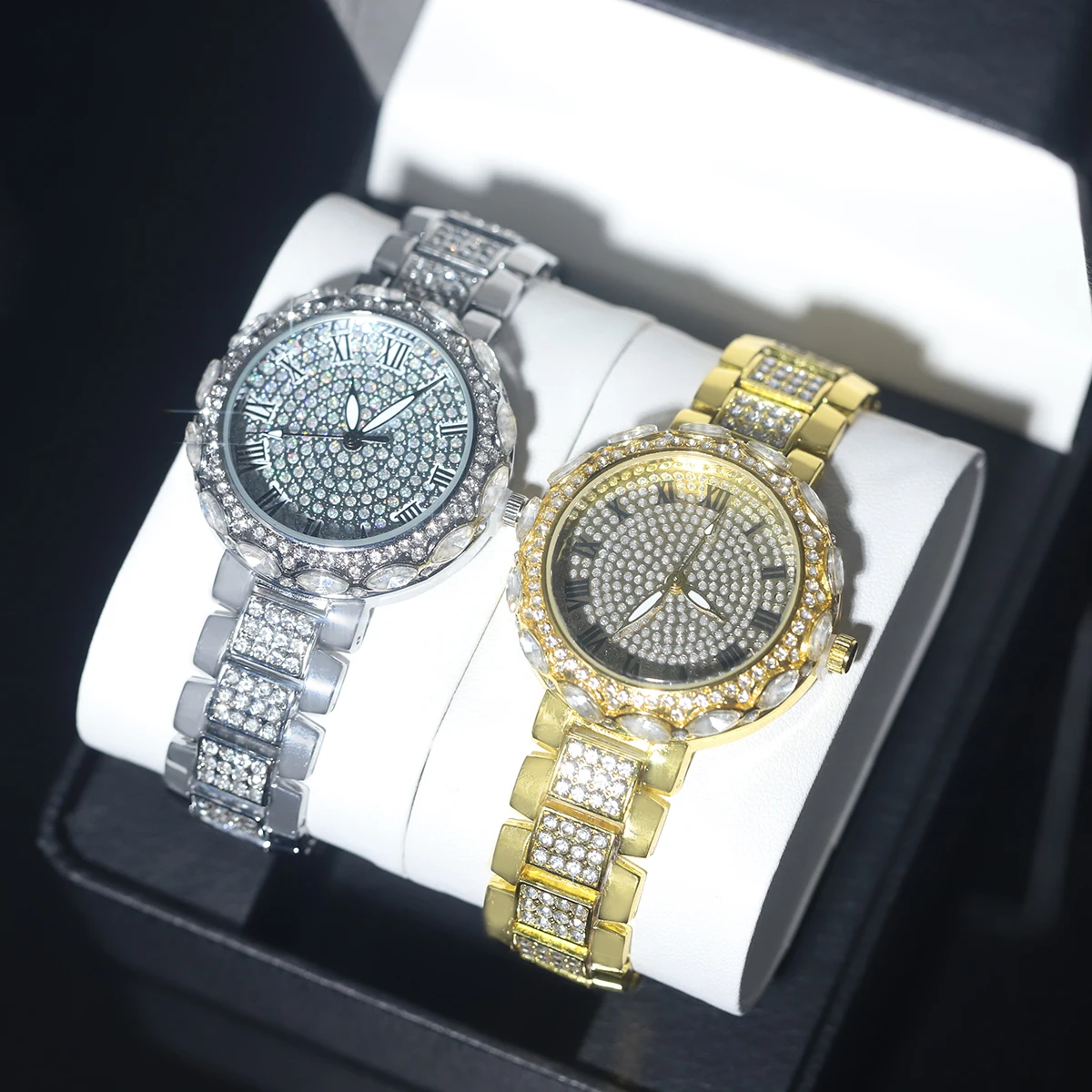 Stylish Women Watch Trend Bling Leaves Shape Watchband Personality Light Luxury Wrist Watch Bracelet Jewelry Set Gift Box