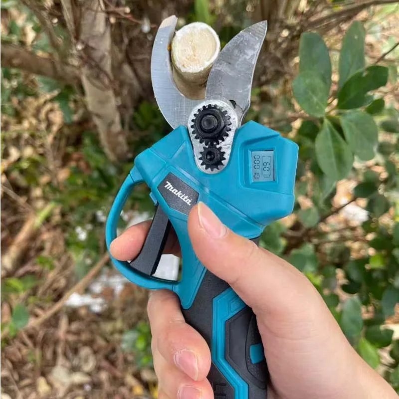 

18V Makita Electric Scissors Brushless Pruning Tree Branches, Gardening Tools, Comes with 2Ah Batteries and Chargers