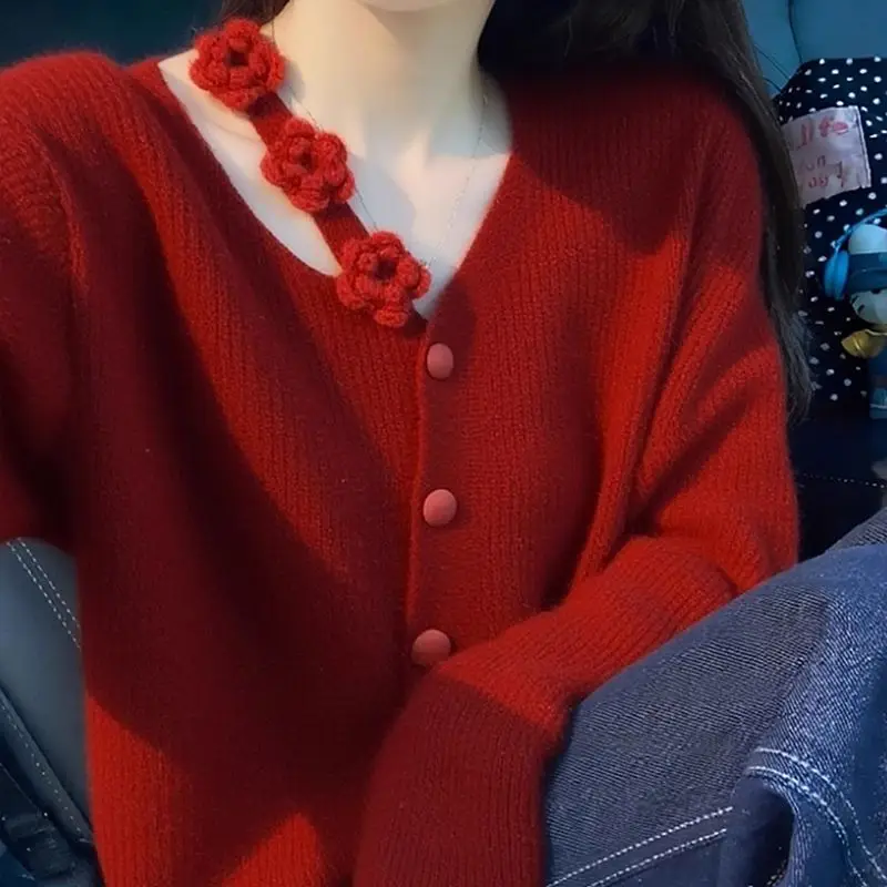 Plus Size Women Red V Neck Knit Cardigan 3D Flower Decor Lazy Style Sweater Coat Autumn Winter Casual Top