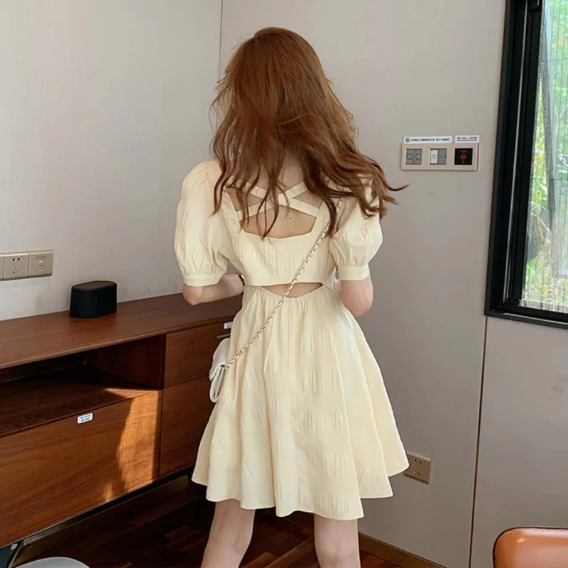 

French Style Elegant Fairy Dress for Women, Puff Sleeve Backless Short Dress, Mori Retro Slimming Design Sense Niche Dress