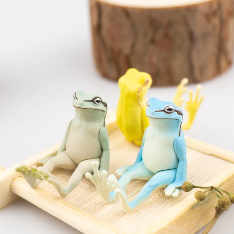 Japan Kitan Gashapon Capsule Toys KITAN CLUBE Tree Frog Toad Table Ornaments Decoration Incredible Sitting Position Frog