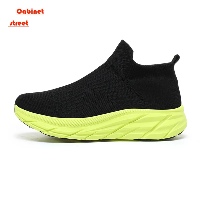 

Explosive Men's Shoes New Sneakers Flying Woven Socks Shoes Breathable Lightweight Slip-on Mesh Shoes Men's Casual Sports Shoes