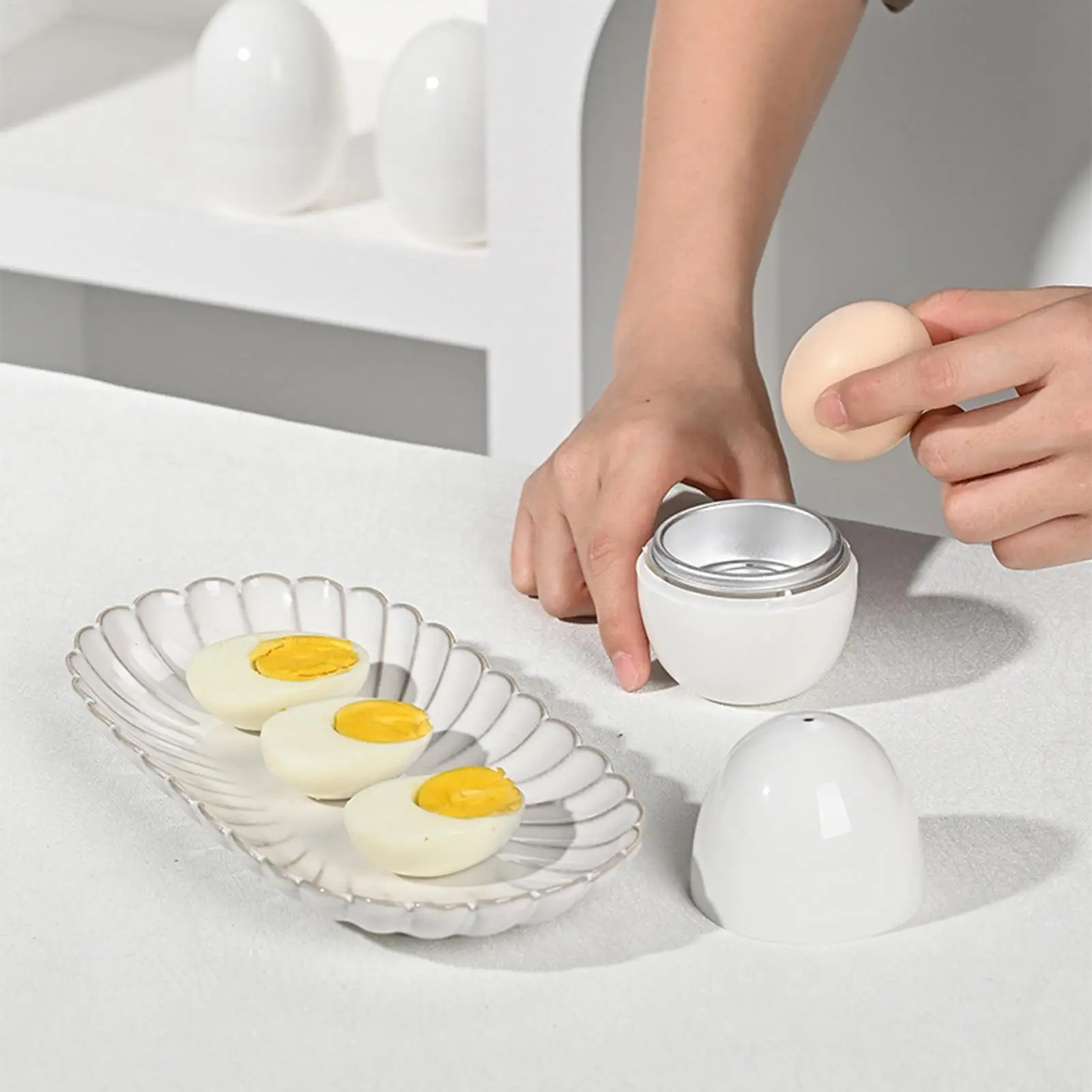 Microwave Egg Steamer Microwave Boiled Egg Maker Rapid Egg Cooker for Hard Soft Boiled Easy to clean Egg Boiler Kitchen Gadgets view 2