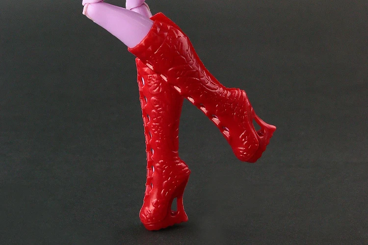 5 pairs / lot  New Fashion Black Shoes for Monster High Doll  High quality long boots Multiple doll accessories Random shipment