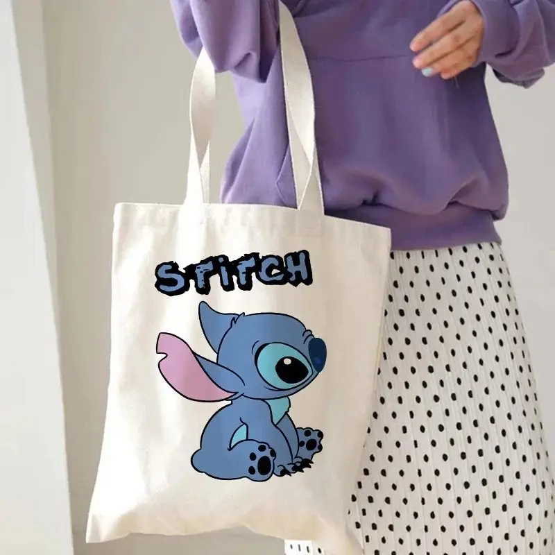 حقيبة يد MINISO Disney Stitch Printing Tote للفتيات حقيبة كتف جمالية عصرية صديقة للبيئة ذات سعة كبيرة حقائب تسوق مصممة للسفر