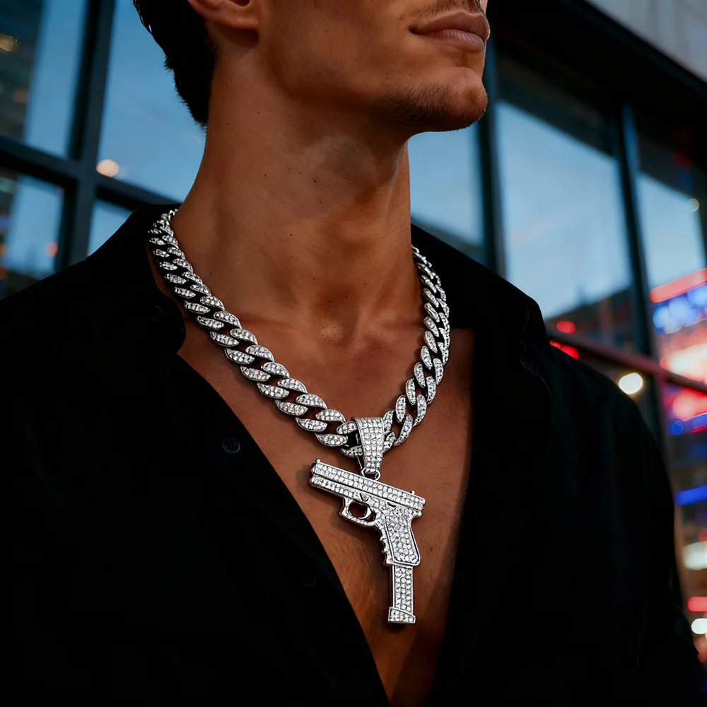 Hip Hop Shiny Ice Crystal Submachine Gun Pendant Necklace Men Hip Hop Rock Street Party Cool Jewelry