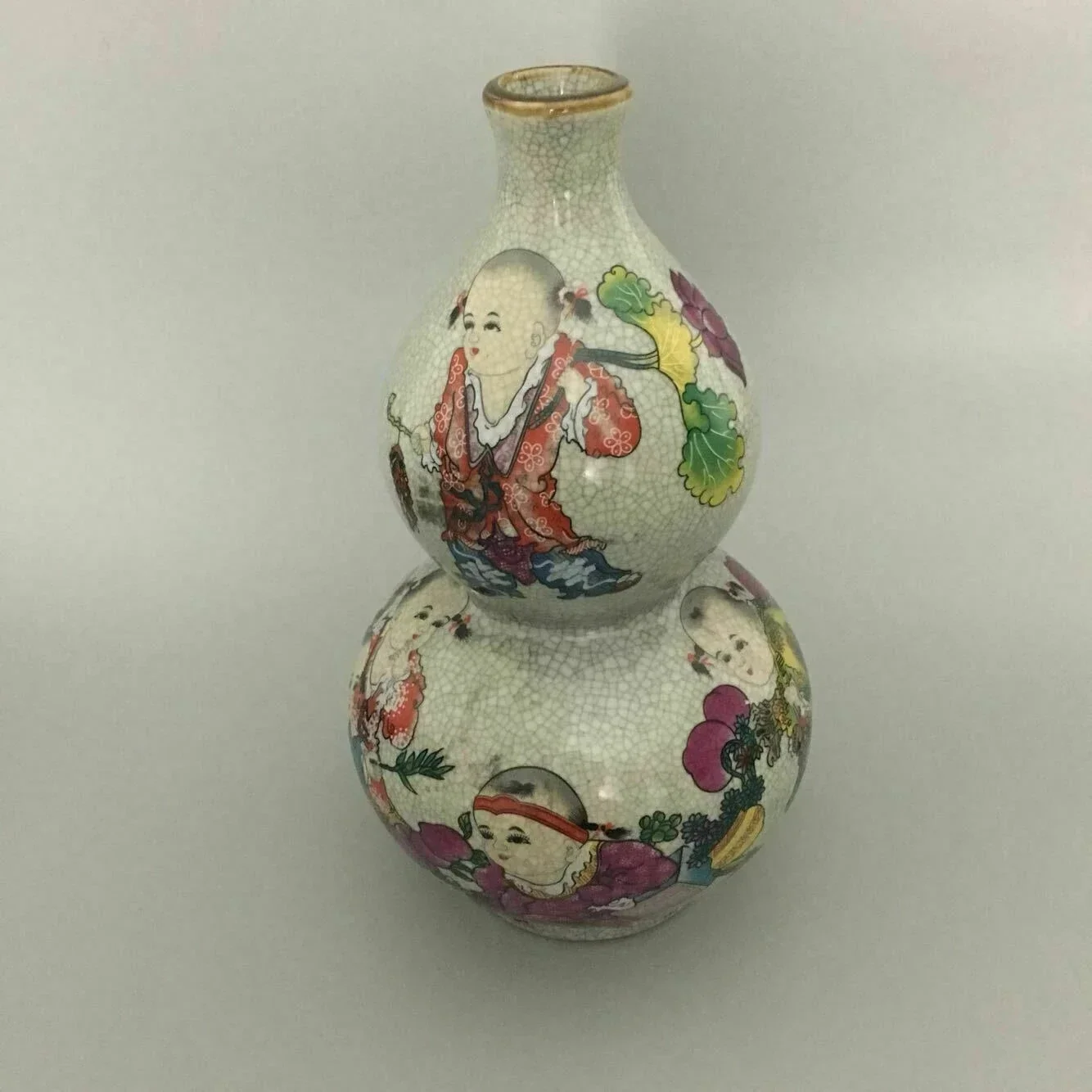 Chinese old porcelain vase Pastel cracked glaze jubilant gourd bottle