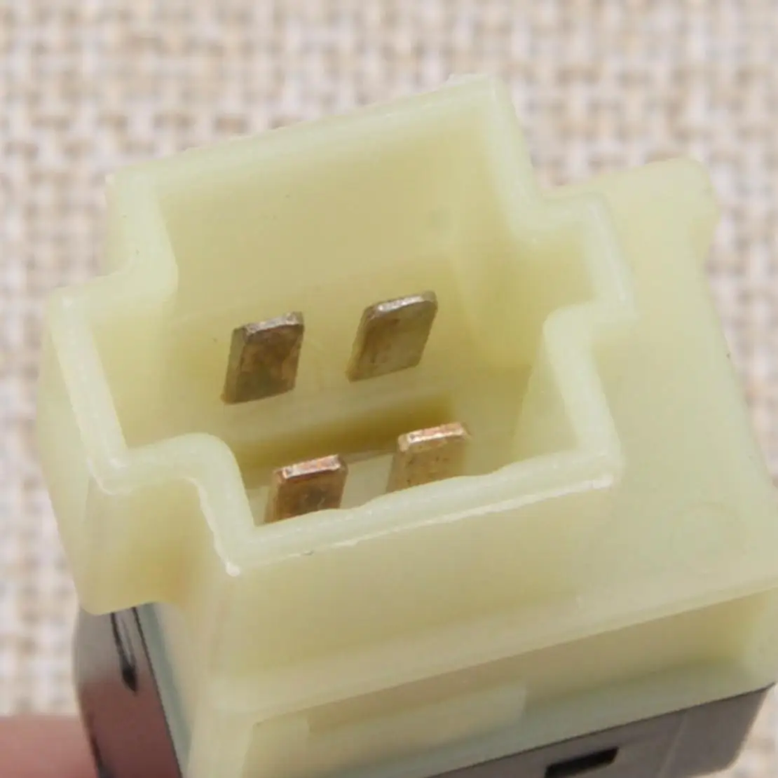 A0015456709 A0015454409 Brake Light Switch V30730140 Fit For Mercedes Benz A B CLS E Class Viano Sprinter W169 W245 W211 W639