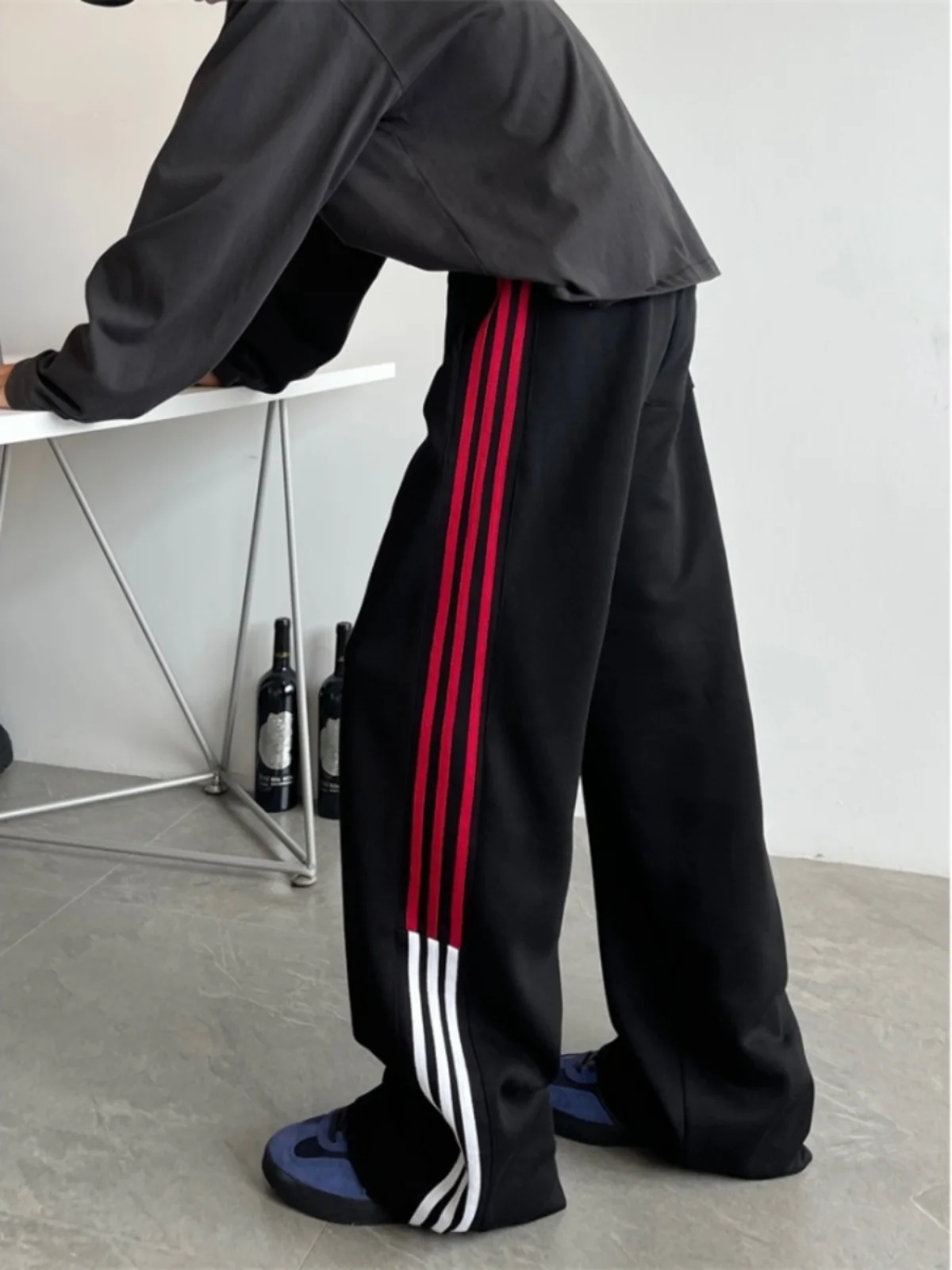 

Мужские спортивные брюки American Tee Bars 2024: Новинка осени, модные цветные полосы, высококачественные, прямые, повседневные брюки для спорта