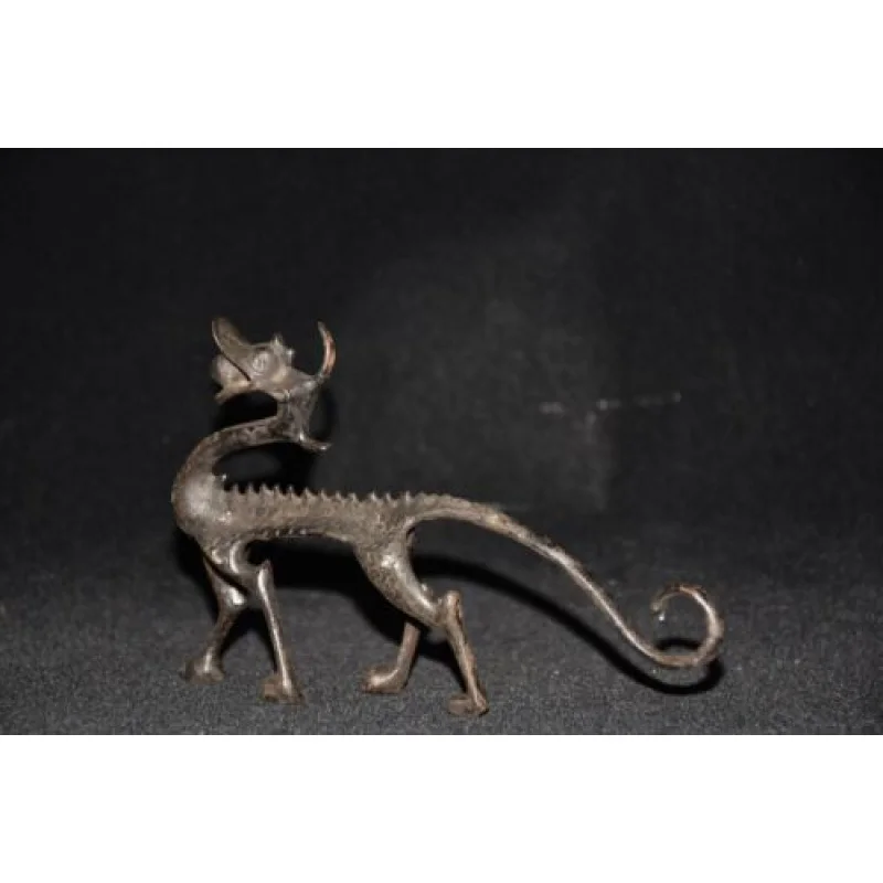 Early collection of pure copper dragon beast pen holder ornaments