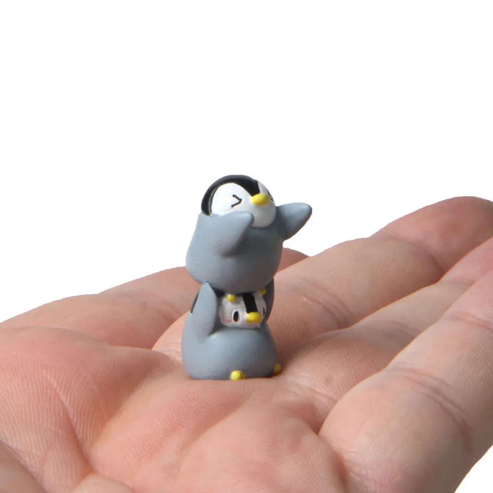 Cute Resin Miniatures Figures Toys Penguin Weight Lifting Mini Desktop Ornament Craft Home Decoration for Kids Christmas Gift