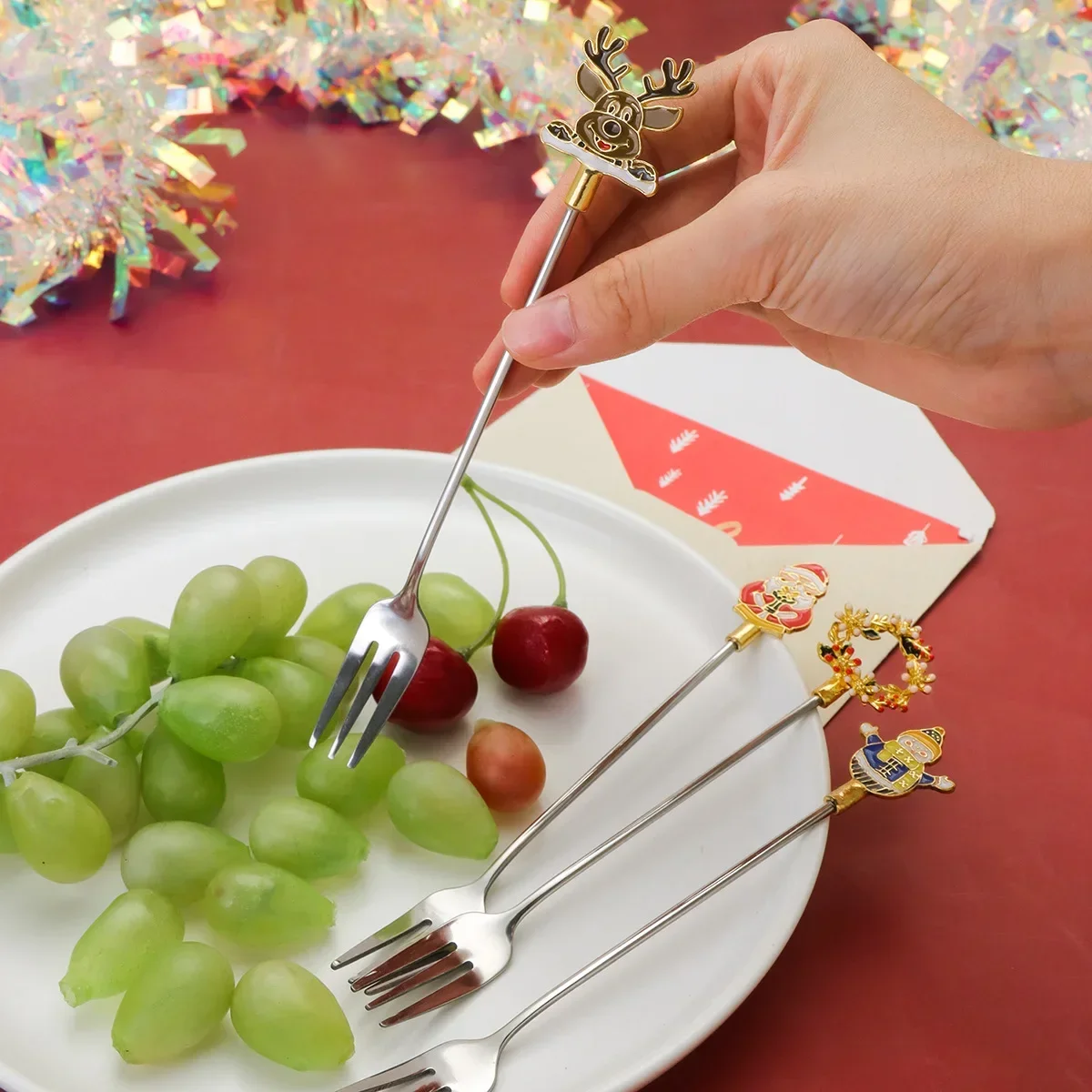 Christmas Spoon and Fork Cartoon Santa Snowman Reindeer Design Coffee Scoop Dessert Fork Ideal for Holiday Gift Party Tableware