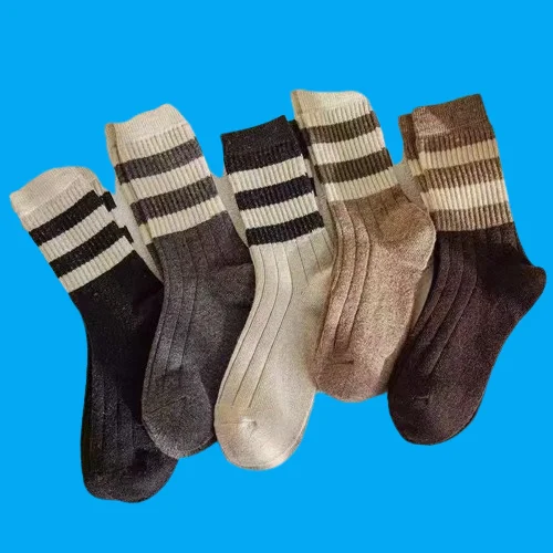 

5/10 Pairs Spring Stacked Socks Winter Forest Retro Sports Socks Women's Autumn and Winter Middle-tube Socks