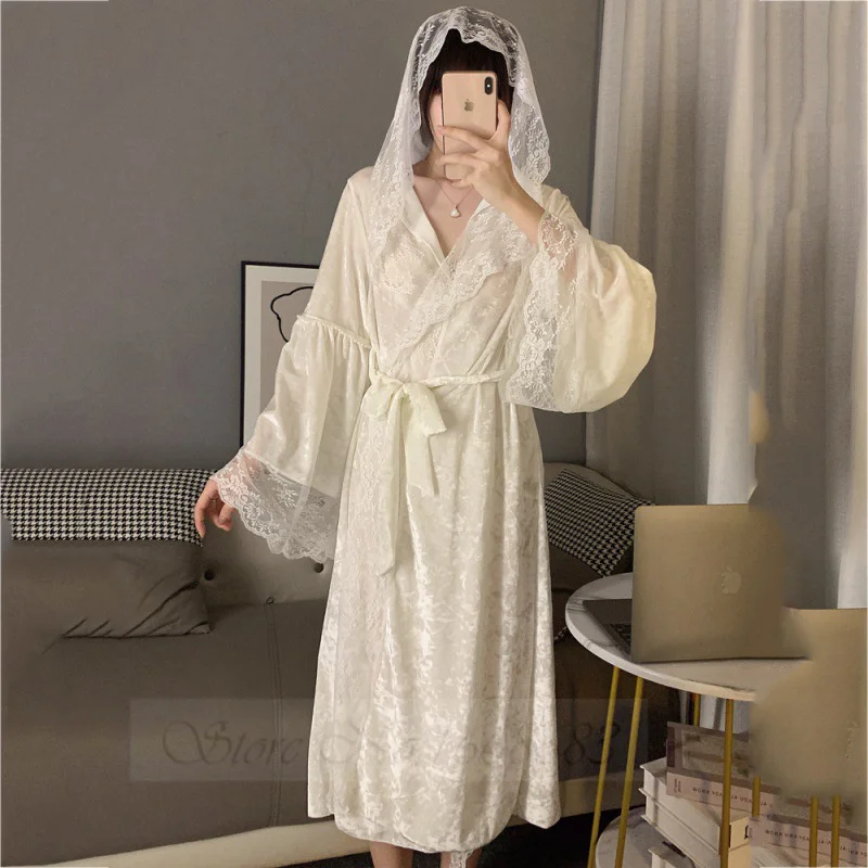 Plus Size Female Velvet Long Robe White Hooded Lace Trim Wedding Dress Nightgown Bathrobe Autumn Velour Home Dress Lounge Wear